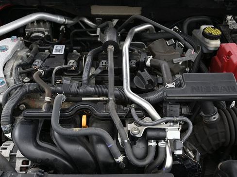 Used 2020 Nissan Sentra SV w/ SV Premium Package image 38