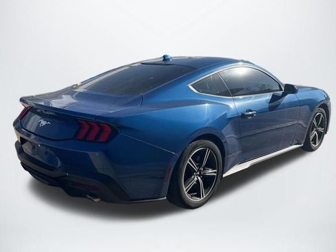 Used 2024 Ford Mustang Coupe image 5