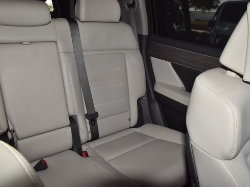 Used 2024 Hyundai Santa Fe Limited FWD image 22