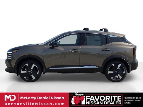 New 2026 Nissan Kicks SR FWD image 3