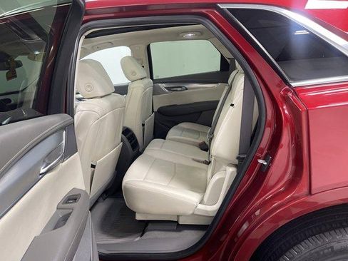 Used 2021 Cadillac XT5 Premium Luxury FWD image 13