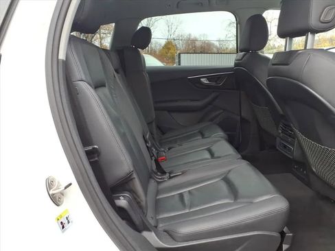 Used 2023 Audi Q7 3.0T Premium Plus image 16