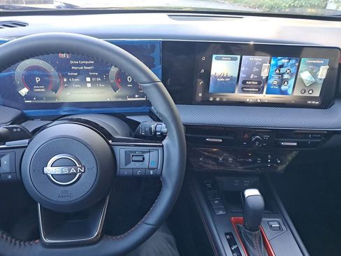 New 2026 Nissan Kicks SR w/ SR Premium Package image 13