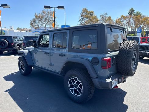 Used 2024 Jeep Wrangler Unlimited Rubicon AWD/4WD image 22