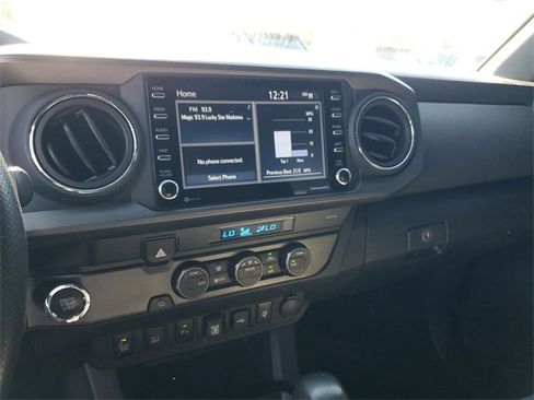 Used 2022 Toyota Tacoma TRD Sport w/ Technology Package image 24