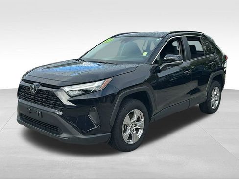Used 2023 Toyota RAV4 XLE image 3