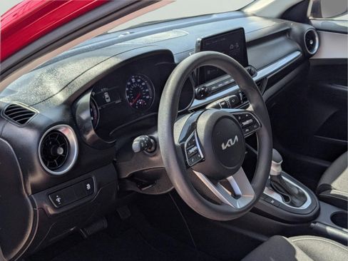 Used 2024 Kia Forte LXS image 11
