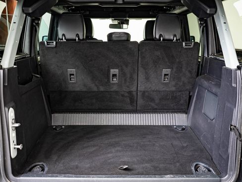 Used 2023 Ford Bronco Wildtrak image 19