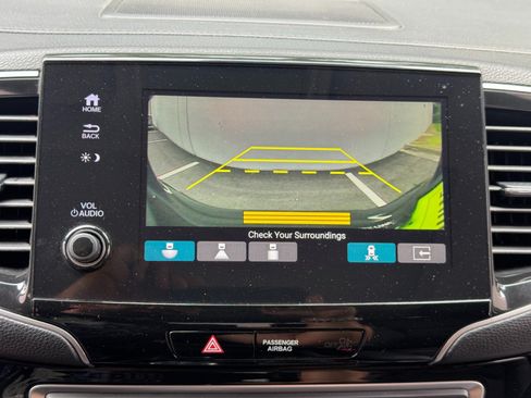 Used 2022 Honda Pilot Touring image 29