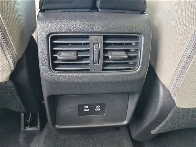 Certified 2024 Nissan Rogue SV FWD image 16