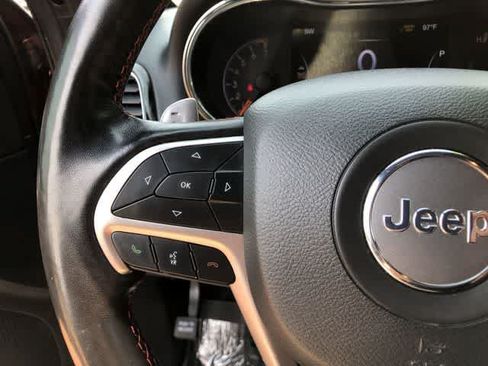 Certified 2021 Jeep Grand Cherokee Trailhawk w/ Premium Lighting Group AWD/4WD image 23