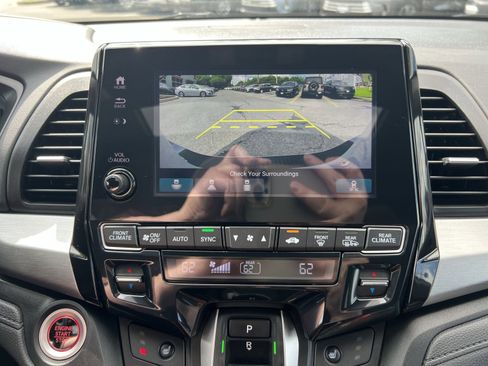 Used 2024 Honda Odyssey Sport image 19