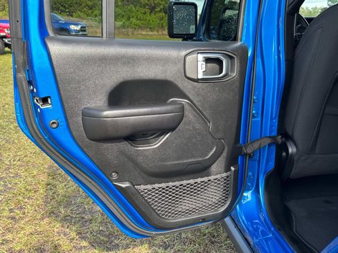 Certified 2021 Jeep Wrangler Unlimited Sport image 11