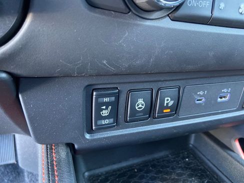 Used 2024 Nissan Frontier PRO-4X w/ Pro Convenience Package image 26