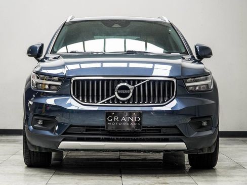 Used 2021 Volvo XC40 T5 Inscription w/ Climate Package image 7