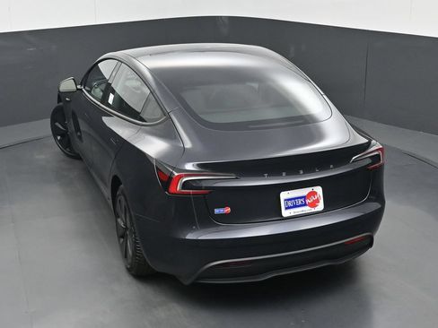 Used 2024 Tesla Model 3 Standard Range RWD image 33