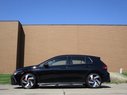 Used 2023 Volkswagen GTI S image 7