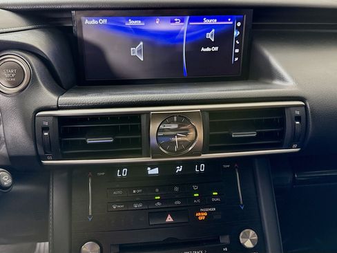 Used 2018 Lexus IS 300 w/ Comfort Package RWD image 18