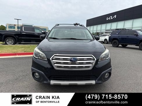 Used 2016 Subaru Outback 2.5i Limited AWD/4WD image 13