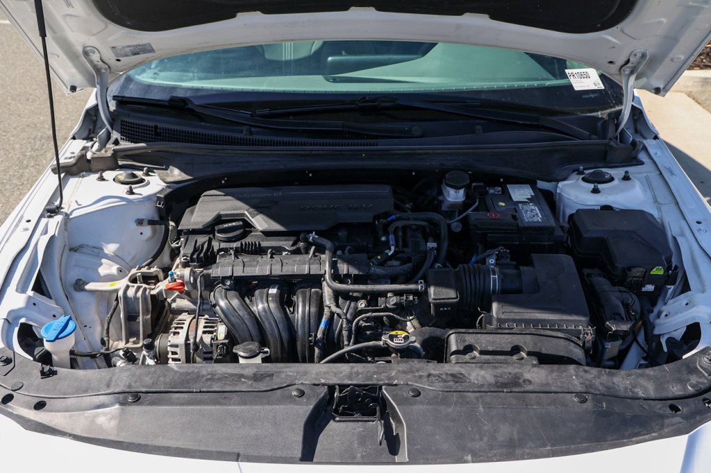 Used 2024 Hyundai Elantra SEL FWD image 32