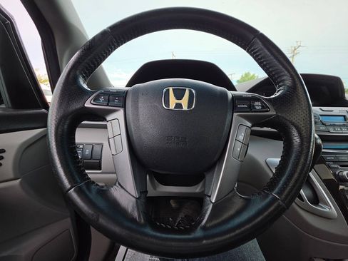 Used 2012 Honda Odyssey Touring Elite image 36
