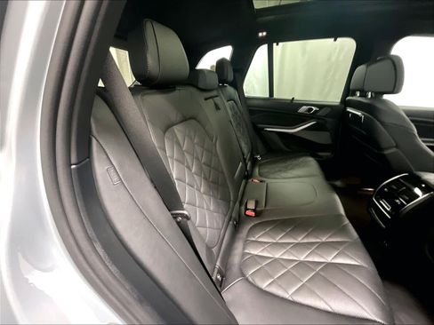 Used 2024 BMW X5 M60i w/ Executive Package image 16