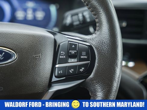 Used 2022 Ford Explorer King Ranch image 36