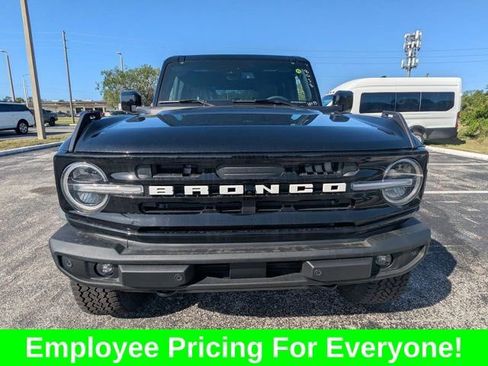 New 2026 Ford Bronco Outer Banks w/ Sasquatch Package AWD/4WD image 10