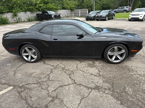 Used 2015 Dodge Challenger SXT w/ Super Sport Group (SS/T) RWD image 5