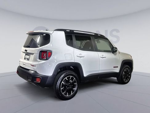 Used 2023 Jeep Renegade Trailhawk AWD/4WD image 7