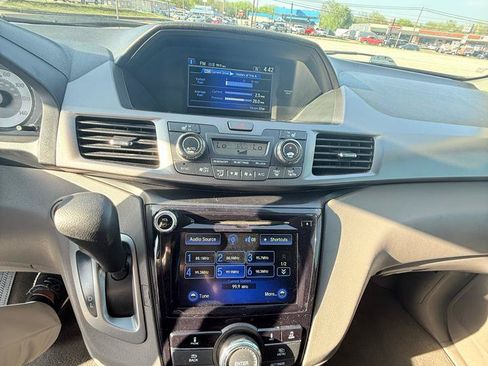 Used 2016 Honda Odyssey EX-L image 15