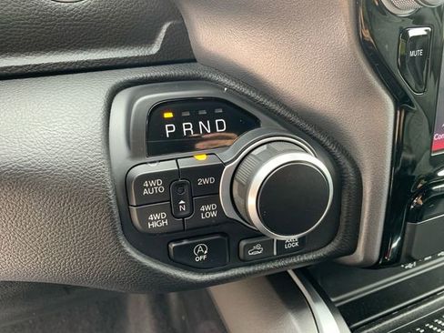 Used 2025 RAM 1500 Big Horn AWD/4WD image 24