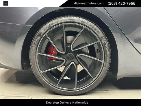 Used 2025 Tesla Model 3 Performance image 36