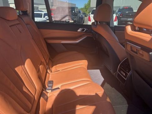 Used 2022 BMW X7 xDrive40i w/ Executive Package AWD/4WD image 6