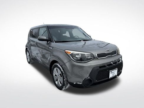 Used 2015 Kia Soul image 2