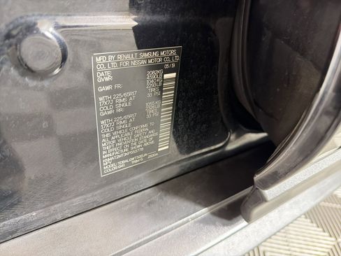 Used 2019 Nissan Rogue SV image 21