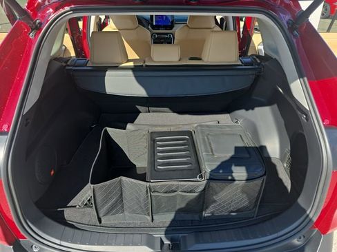 New 2025 Toyota RAV4 Limited image 12