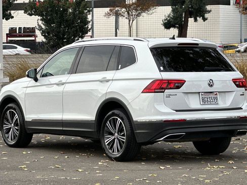 Used 2018 Volkswagen Tiguan SEL w/ 3rd Row Seat Package image 6