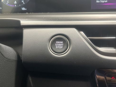 New 2026 Kia Seltos EX image 16