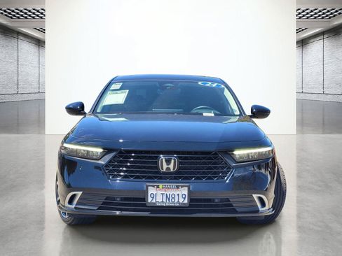 Used 2024 Honda Accord Touring image 4