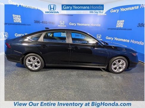 Certified 2025 Honda Accord LX image 6