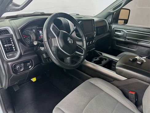 Used 2024 RAM 2500 Big Horn w/ Off Road Package image 30