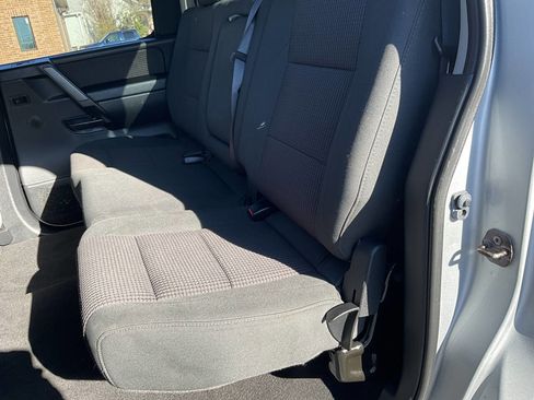 Used 2013 Nissan Titan SV w/ SV Premium Utility Pkg image 14