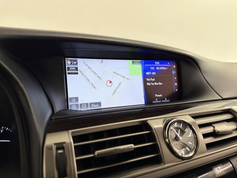 Used 2017 Lexus LS 460 L w/ Ultra Luxury Package RWD image 19