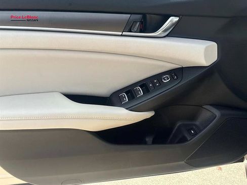 Used 2019 Honda Accord LX image 17