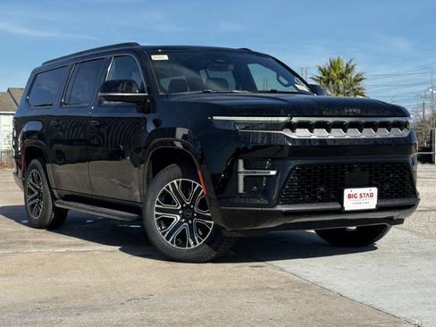 New 2026 Jeep Grand Wagoneer L 2WD image 2