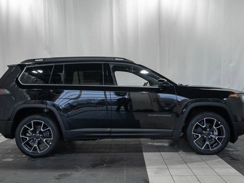 New 2026 Jeep Cherokee Overland image 3