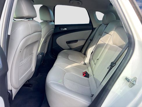 Used 2013 Buick Verano image 24