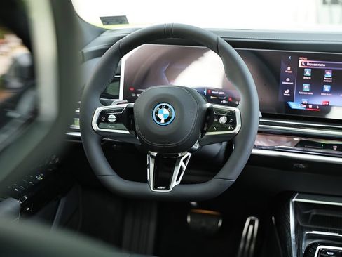 New 2026 BMW i7 xDrive60 AWD/4WD image 26