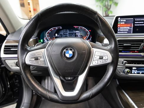 Used 2021 BMW 740i RWD image 16